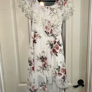 Elegant Floral High Low Dress with Lace Trim